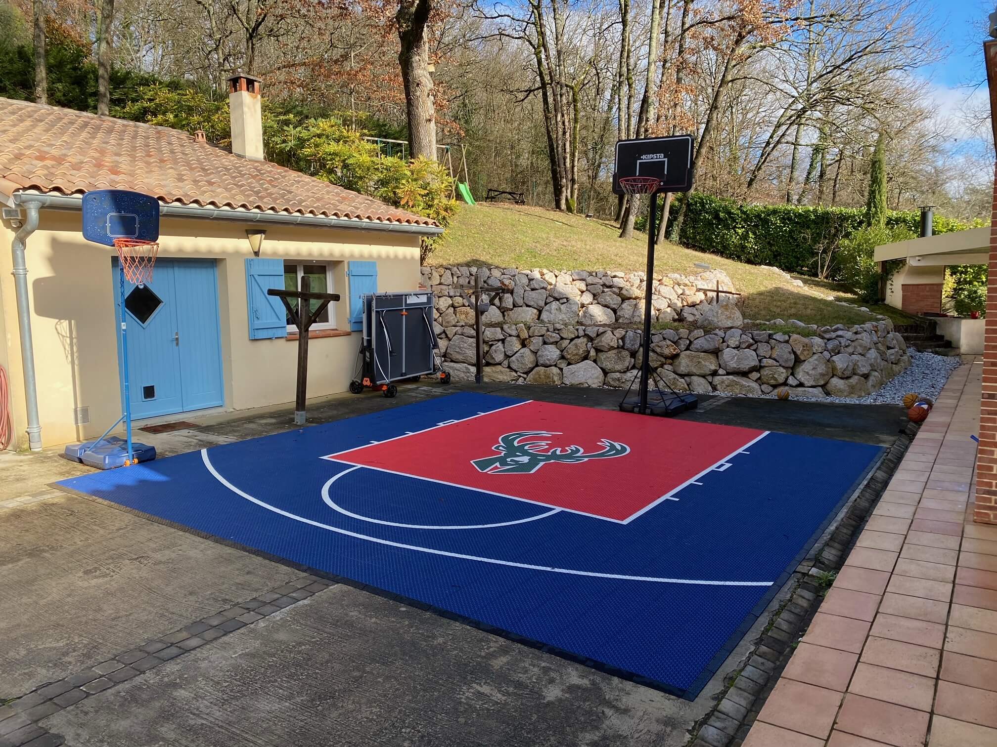 terrain 6x6 m avec logo terrain 6x6 m avec logo